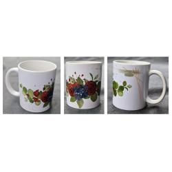 Mug / tasse en céramique : fleur rouge