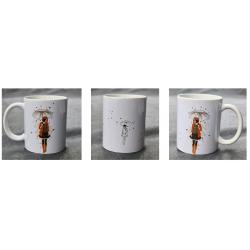 Mug / tasse en céramique : jeune femme au parapluie