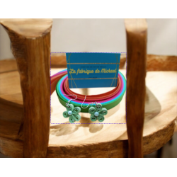 boucles d'oreilles verte à perle en papier roulé