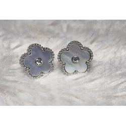 Boucle d'oreille fleur acier inoxydable