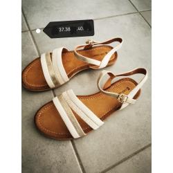 Sandale