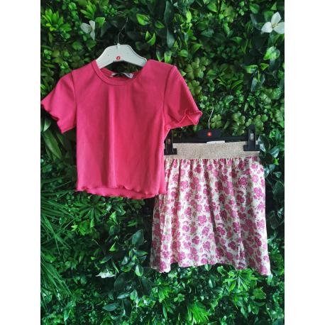 Ensemble jupe + t-shirt Ensemble jupe + t-shirt