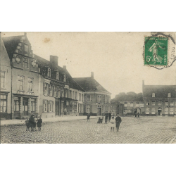 HONDSCHOOTE - Place commerçante