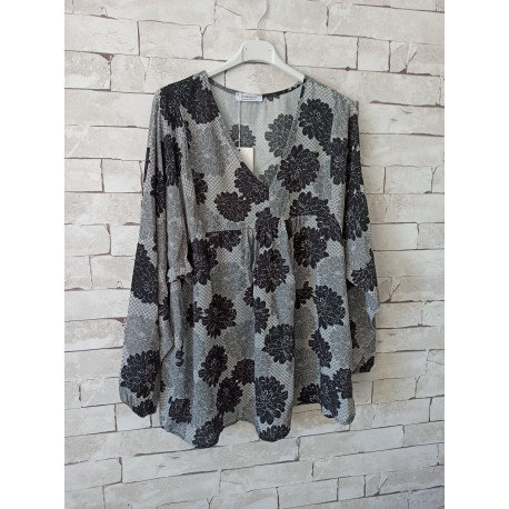 tunique fleurie noire et blanche 48/50 tunique fleurie noire et blanche 48/50